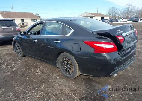 2016 Nissan Altima 2.5 S z USA, uszkodzony, nr VIN 1N4AL3AP1GC136435